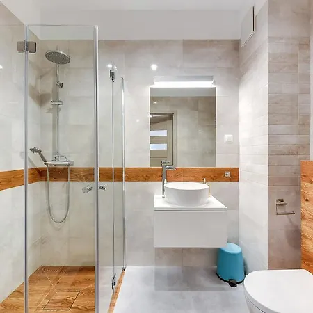 Comfort Bursztynowa * غدانسك